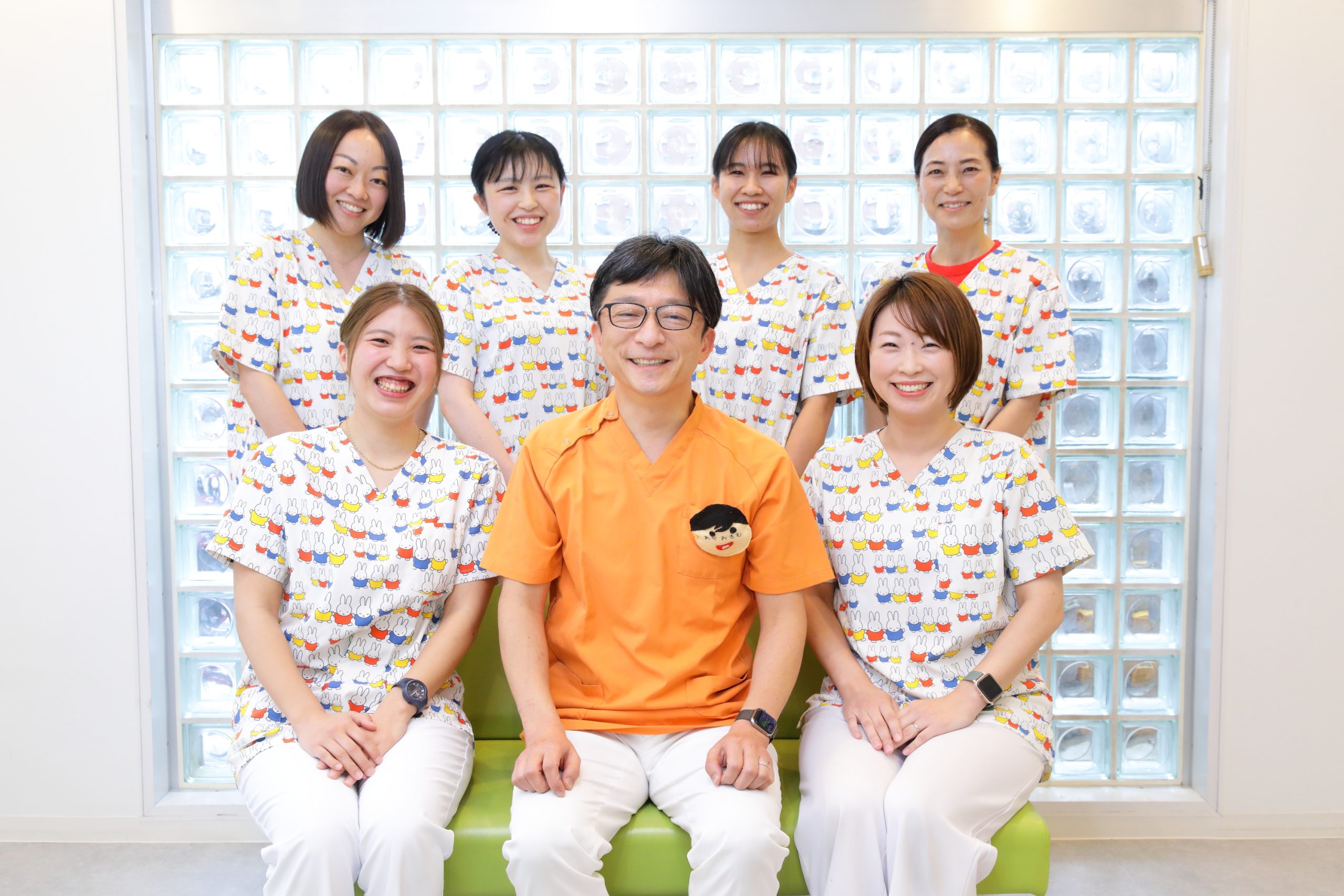 医師・スタッフ集合写真